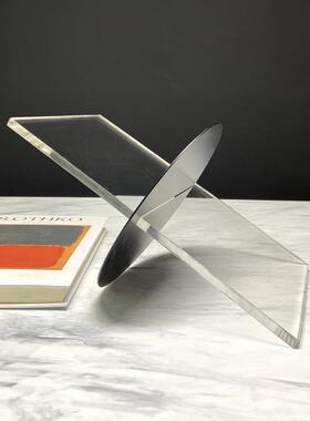 现代极简亚克力金属创意杂志展示架样板房售楼处书架装饰摆件