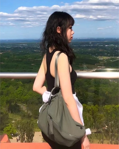 香港lululemon Fast Track新款男女斜挎包运动瑜伽健身单肩包10L