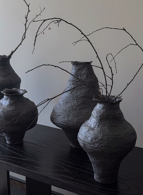 侘寂风黑灰色陶瓷花瓶民宿样板间软装复古做旧陶罐高级感粗陶花器