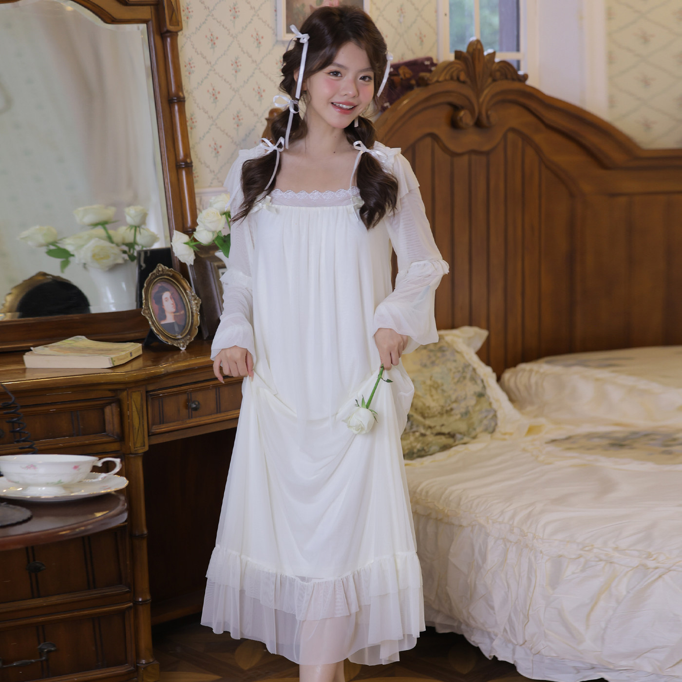 2026新款宫廷风莫代尔蕾丝性感睡衣女款显瘦泡泡袖睡裙宽松家居服