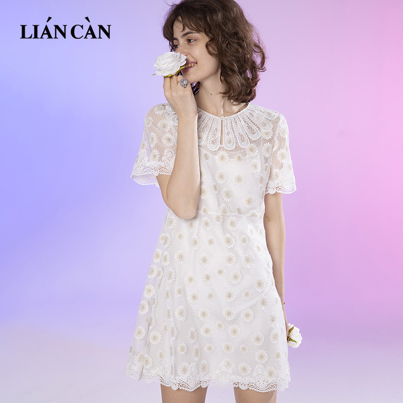 极简风H型裙聚酯纤维莲灿