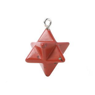 天然水晶红竹石梅尔卡巴吊坠女红碧玉有金点一物一图877