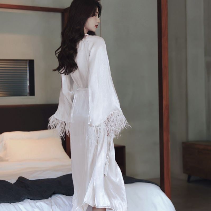 新中式晨袍女新娘性P感睡袍结婚睡衣羽毛浴袍高级感法式伴娘晨仙