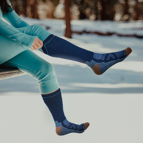 户外休闲运动美利奴羊毛袜徒步登山骑行运动袜减震防臭速干长筒袜