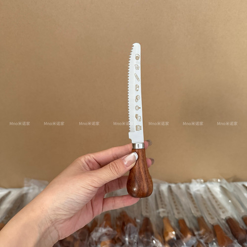 米诺家相思木柄锯齿牛排刀