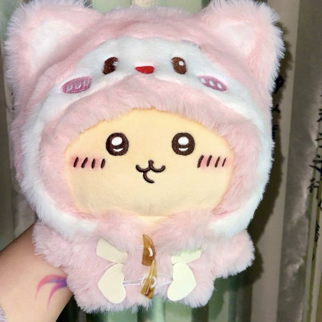 日本正版chiikawa吉伊卡哇乌萨奇猫咪连体衣毛绒玩偶公仔可爱小八