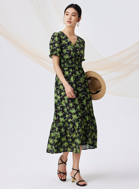 鲁思蒂草绿色印花连衣裙女2025夏新款时尚优雅通勤短袖连衣裙