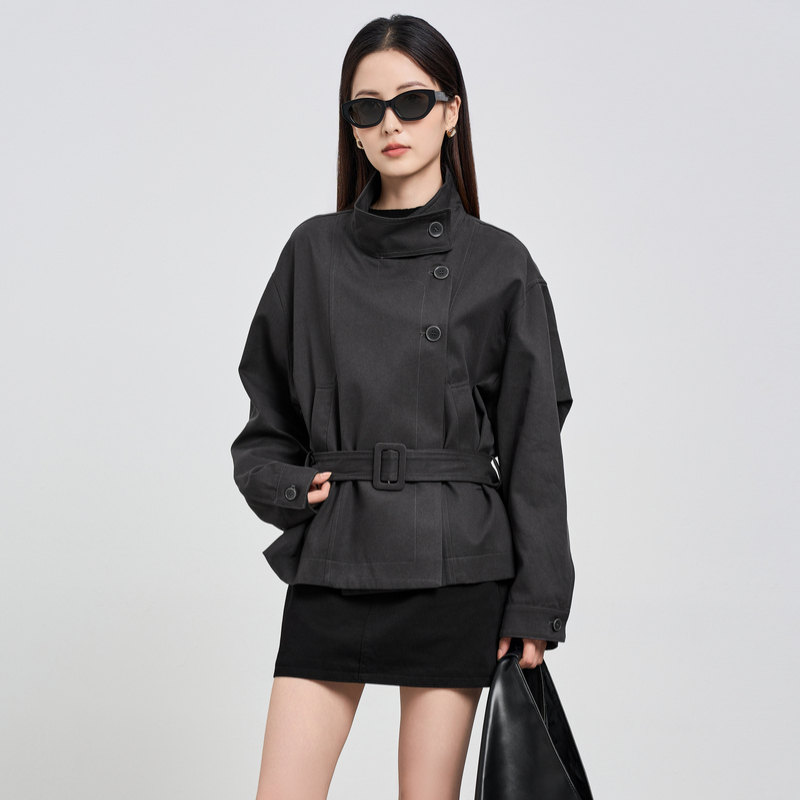 鲁思蒂时尚个性小个子立领风衣