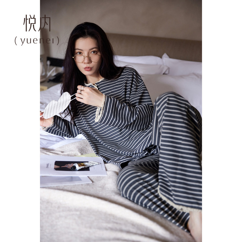 悦内带胸垫睡衣女春秋纯棉长袖家居服休闲复古大码圆领条纹可外穿