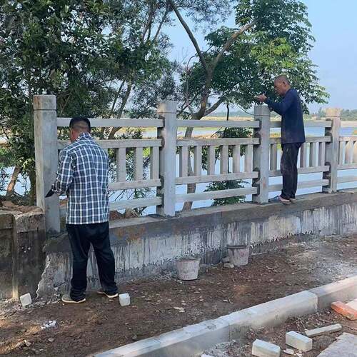 水泥仿木护栏景观护栏景区河道围栏市政园林栏杆仿树桩水泥护栏