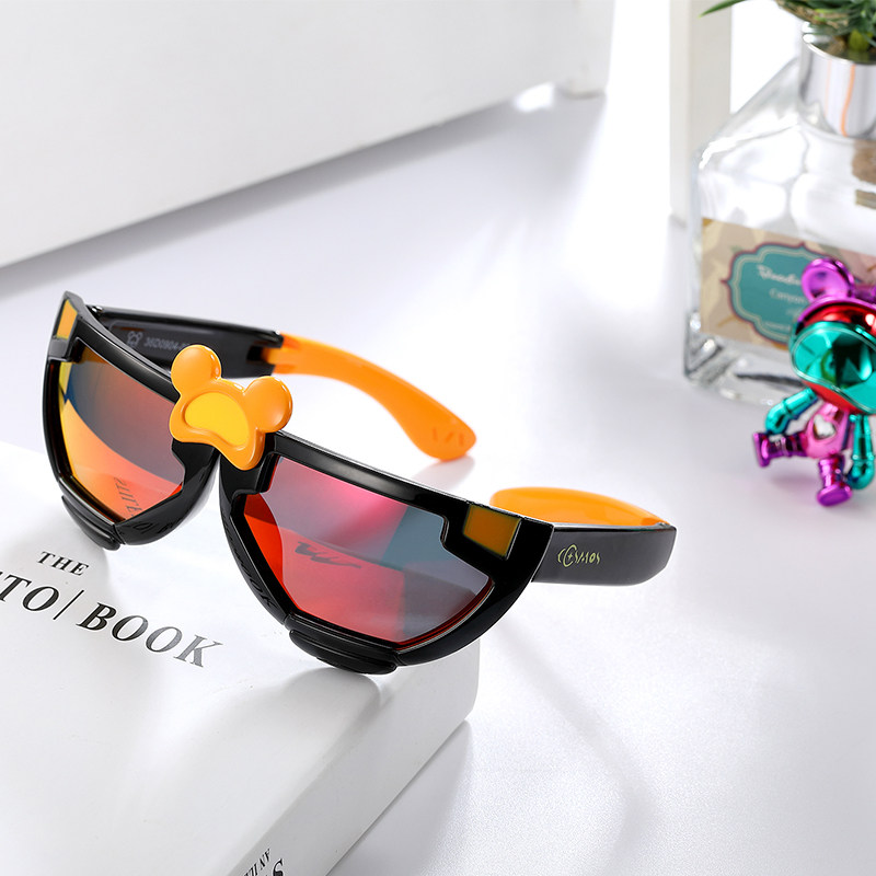 星际熊太阳眼镜多彩配色儿童眼镜墨镜偏光镜片送礼节日礼物