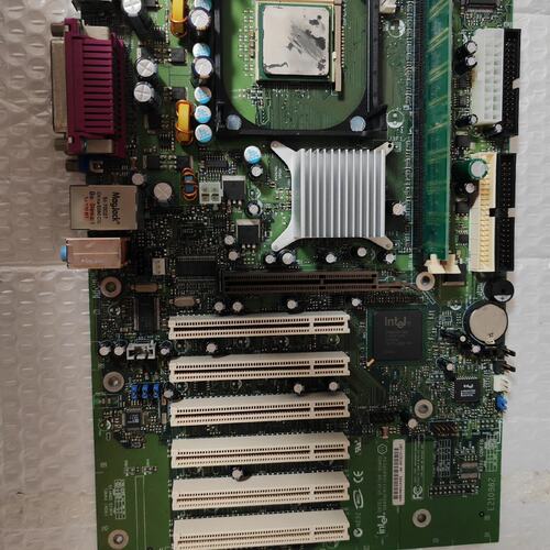 可维修英特尔主板D845GEBV2+/D845PESV议价