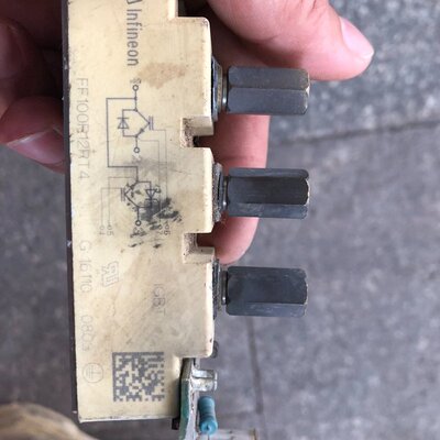 可维修英飞凌模块FF100R12RT4议价