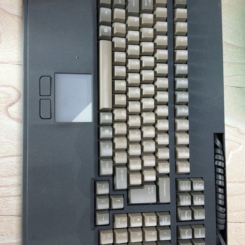 可维修Adesso ACK-730UB工业键盘,带触摸板,议价