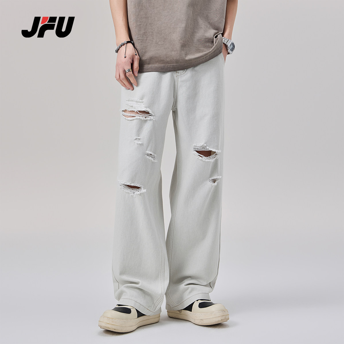 JFU春夏季美式设计感破洞白色牛仔裤男新款阔腿直筒垂感休闲裤子