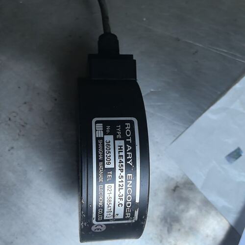 议价渡边编码器HLE45P-512L-3F.C，带线，，可维修