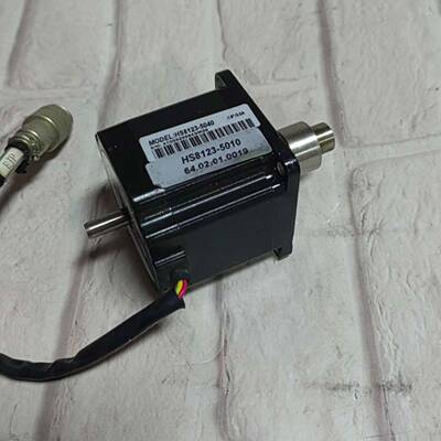 可议价步进电机 HS8123-5040 九成新