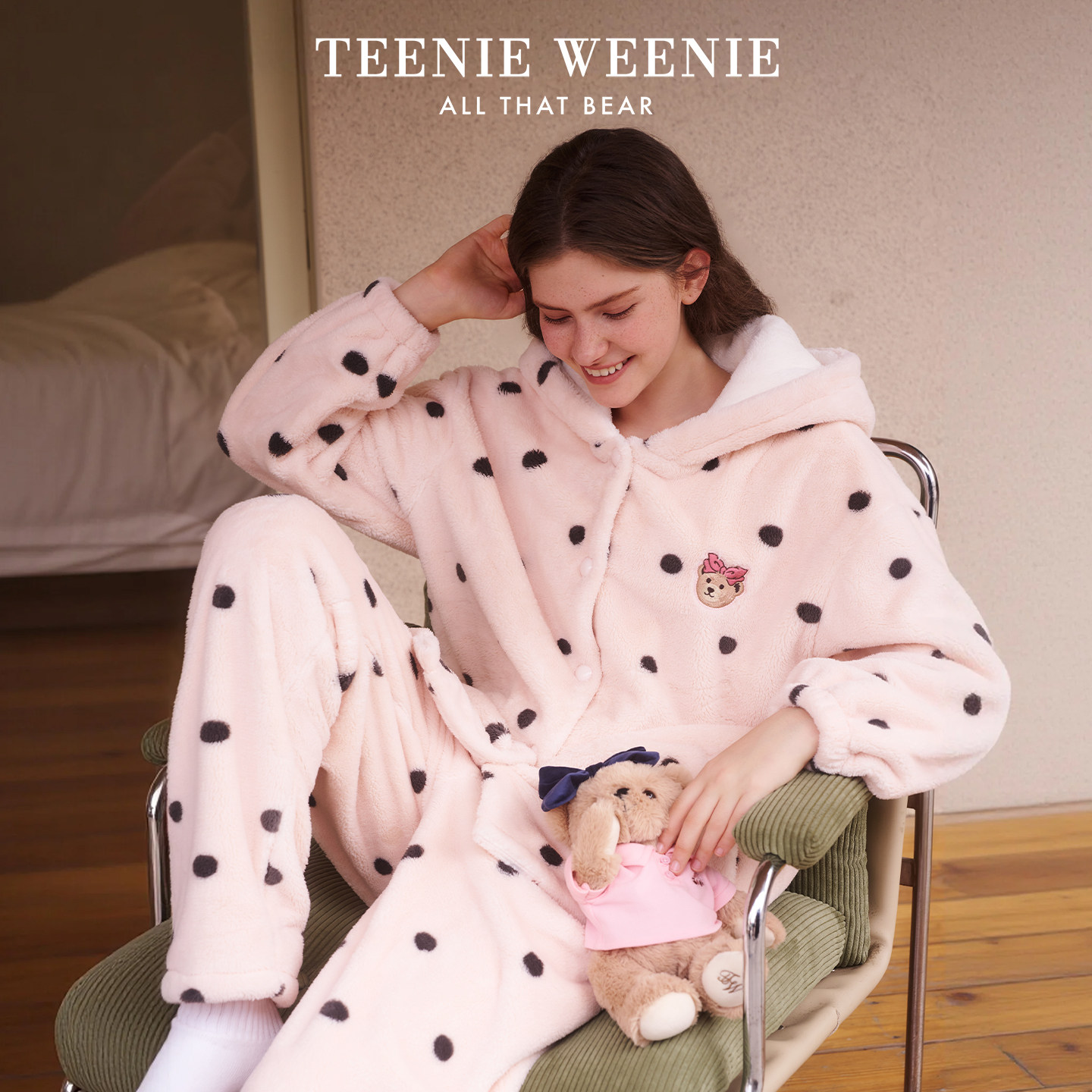 TeenieWeenie小熊睡衣女款2026秋冬季刺绣加绒加厚保暖家居服套装