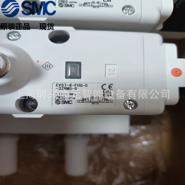 热销SMC全新原装集装块组件EAXT512-1A-A04-L、假一罚十 现货