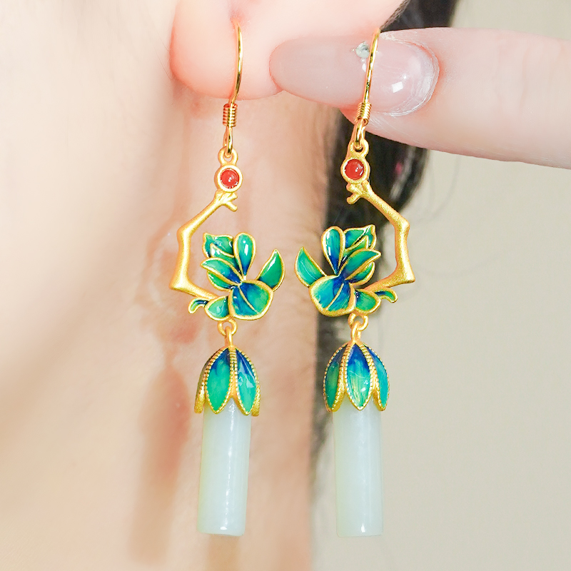 天然和田玉银镶嵌白玉圆珠耳环