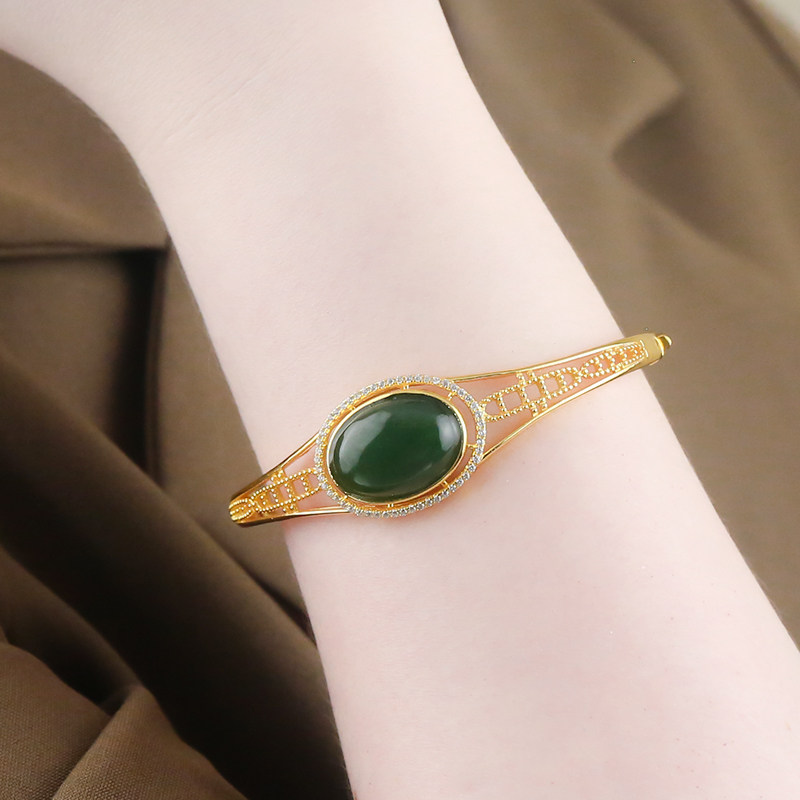 时尚气质百搭满绿天然和田玉银手镯身镂空款碧玉手镯