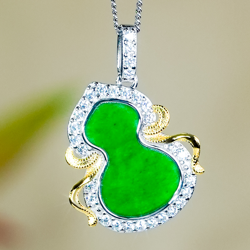 天然A货翡翠葫芦吊坠丝带设计精致中式配饰高级感设计满绿银镶嵌