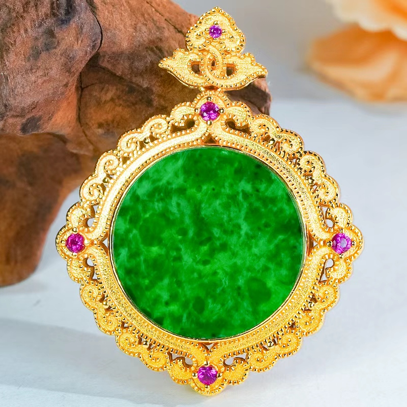 天然翡翠A货银镶嵌精致镂空宫廷风辣阳绿翡翠绿圆牌吊坠