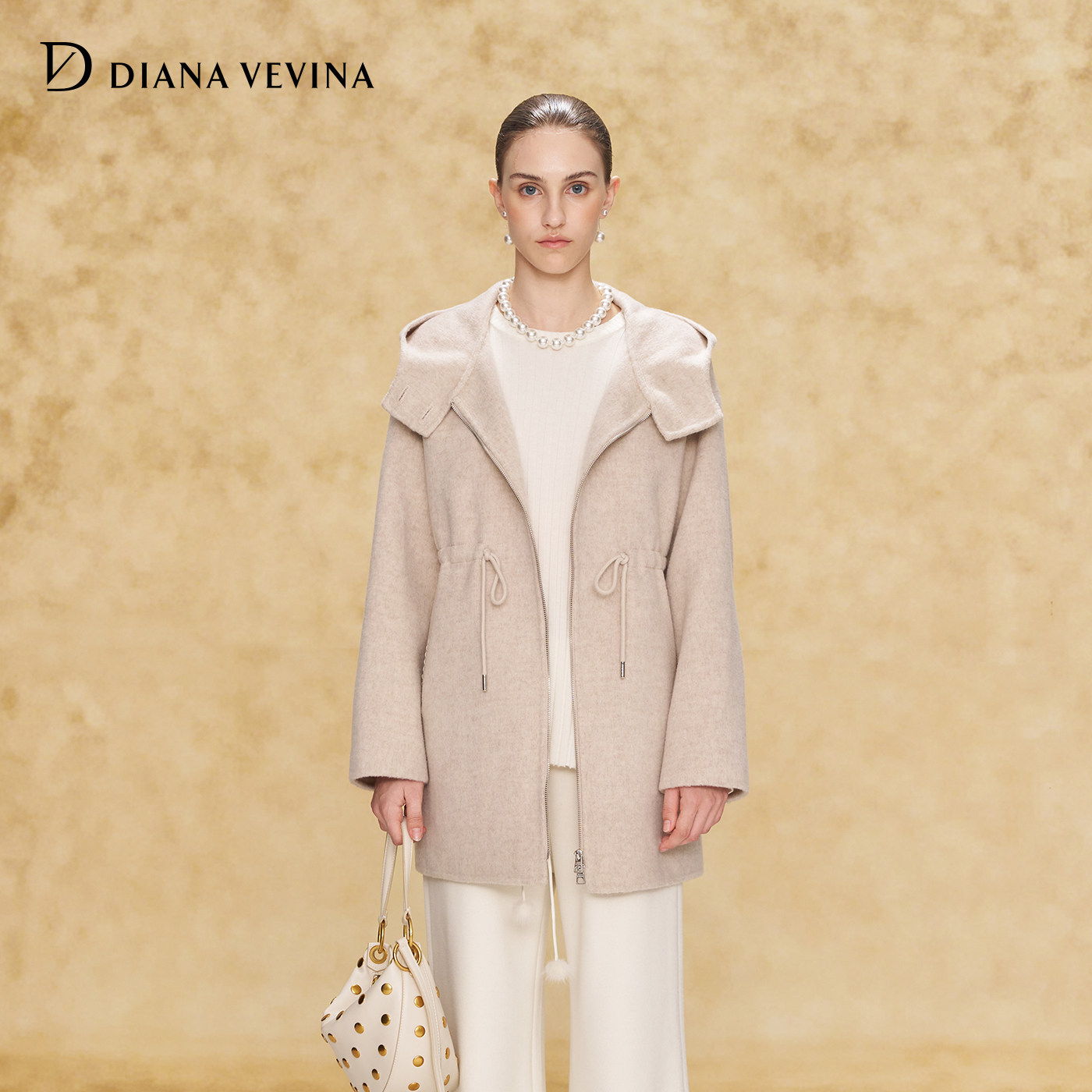 DIANAVEVINA2026新款连帽收腰羊毛呢大衣女时尚保暖冬装外套杏色
