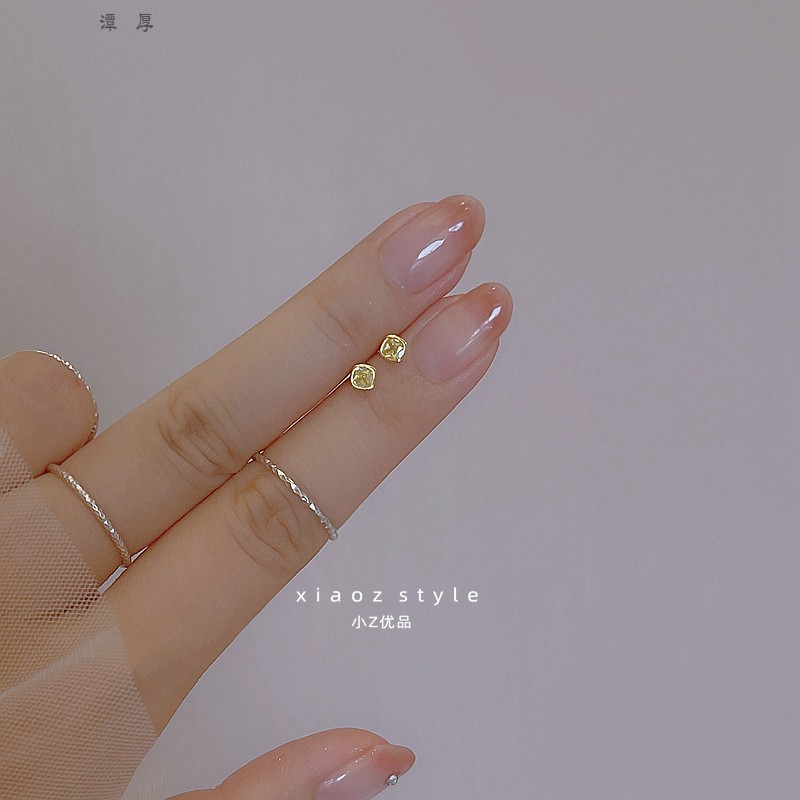 s925銀方糖耳針新款幾何