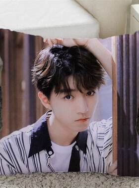 TFBOYS七周年王俊凯抱枕Karry来图定制真人我们的乐队靠垫小螃蟹