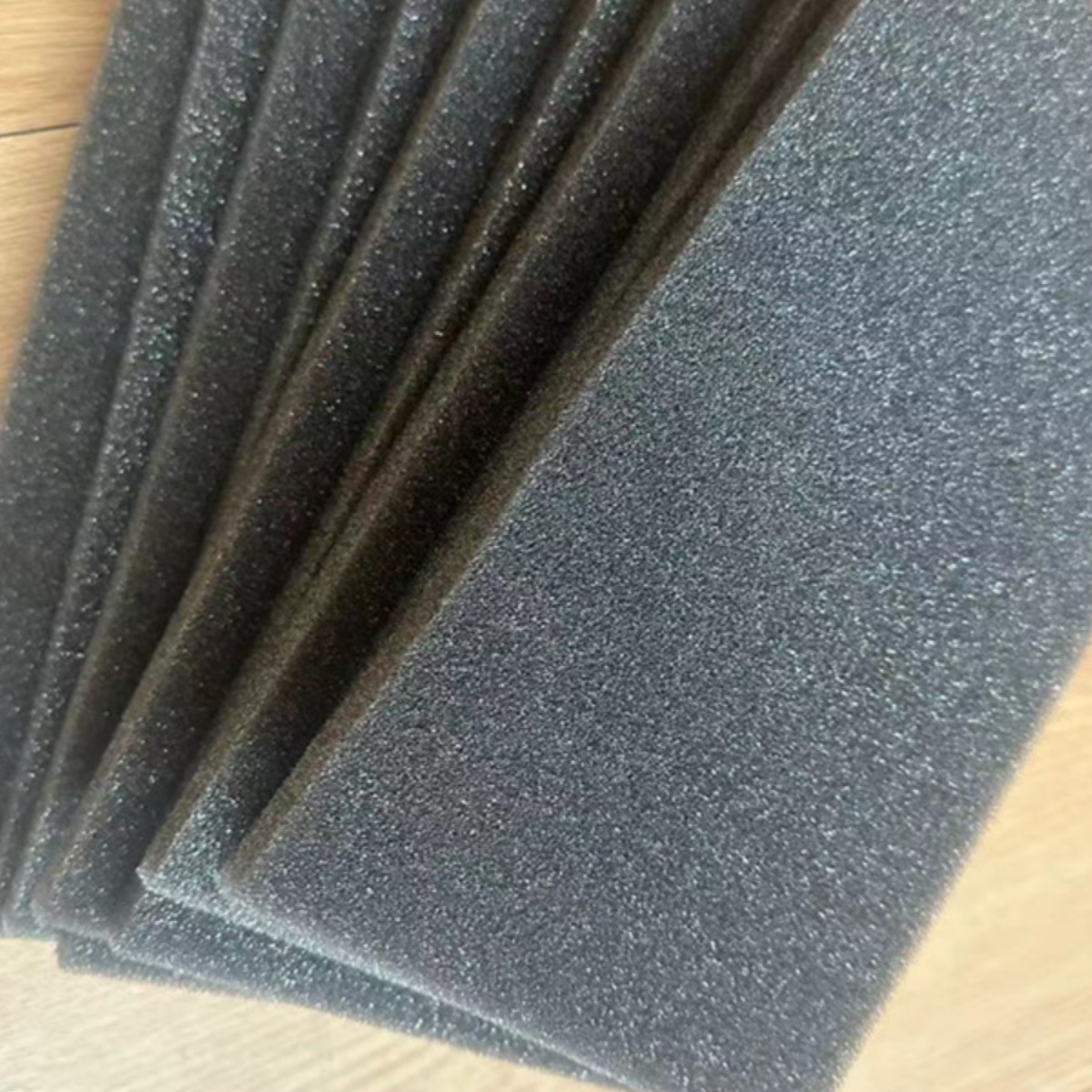 五只蝴蝶聚氨酯包装减震包装