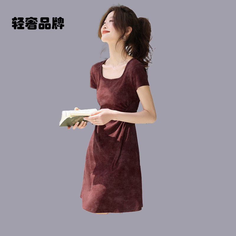 朗姿约定掐腰巨好看裙子2026夏季新款休闲炒色褶皱T恤式连衣裙