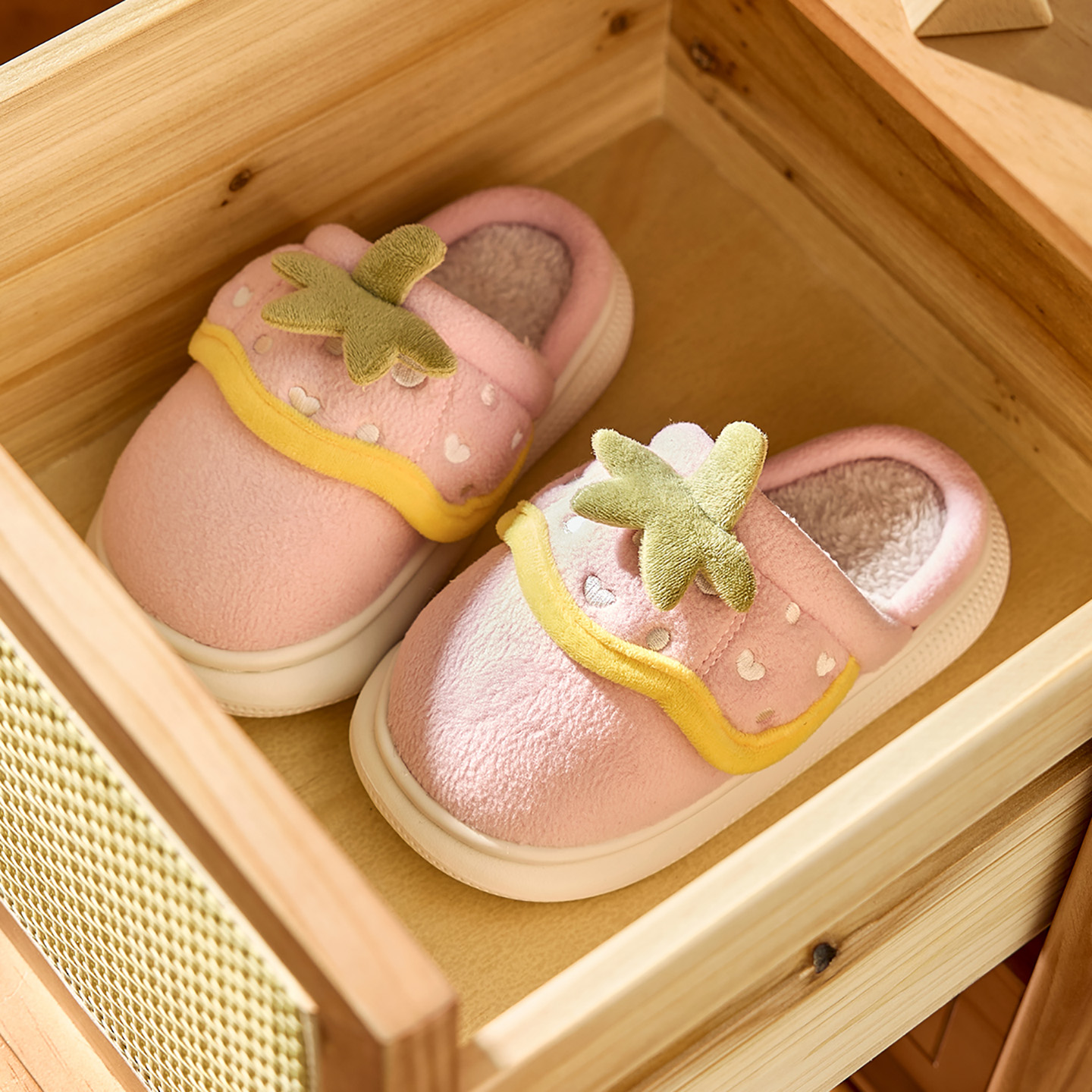 女童棉拖鞋儿童秋冬季公主草莓