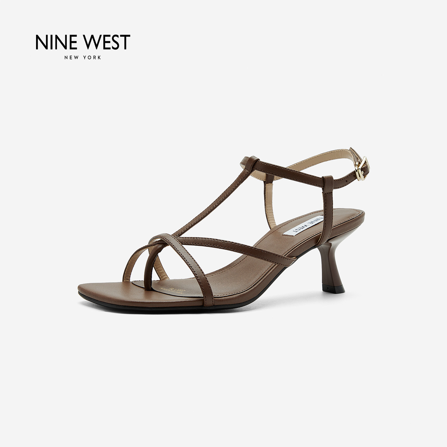奥莱专供Nine West/玖熙夏季新款一字扣带高跟凉鞋女百搭通勤女鞋