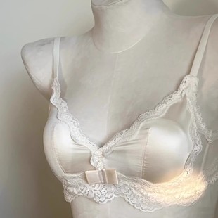 珠光法式薄杯小精致绸缎面蕾丝内衣女无钢圈兔耳朵性感文胸罩bra