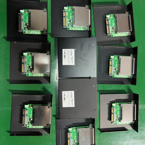 CFast卡转22针SATA卡座（读卡器），带宜鼎32G卡，《议价》