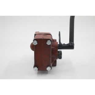 定制常州东风2502F3002F3042F3642F4042F404B拖拉机配件2F分配器2