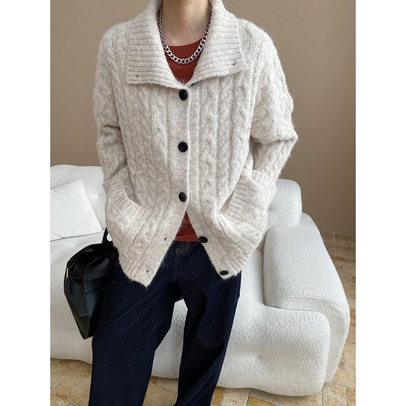 松弛感 时髦两穿领型麻花纹理针织开衫毛衣外套