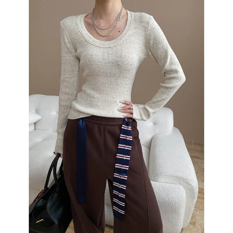 款打底 法式气质大圆领杂色彩点修身显瘦针织衫