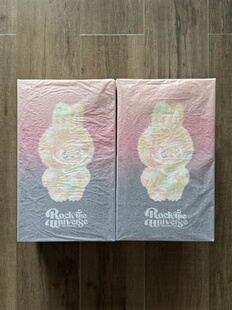 LABUBU泡泡玛特THE MONSTERS ROCK THE UNIVERSE 搪胶毛绒公仔