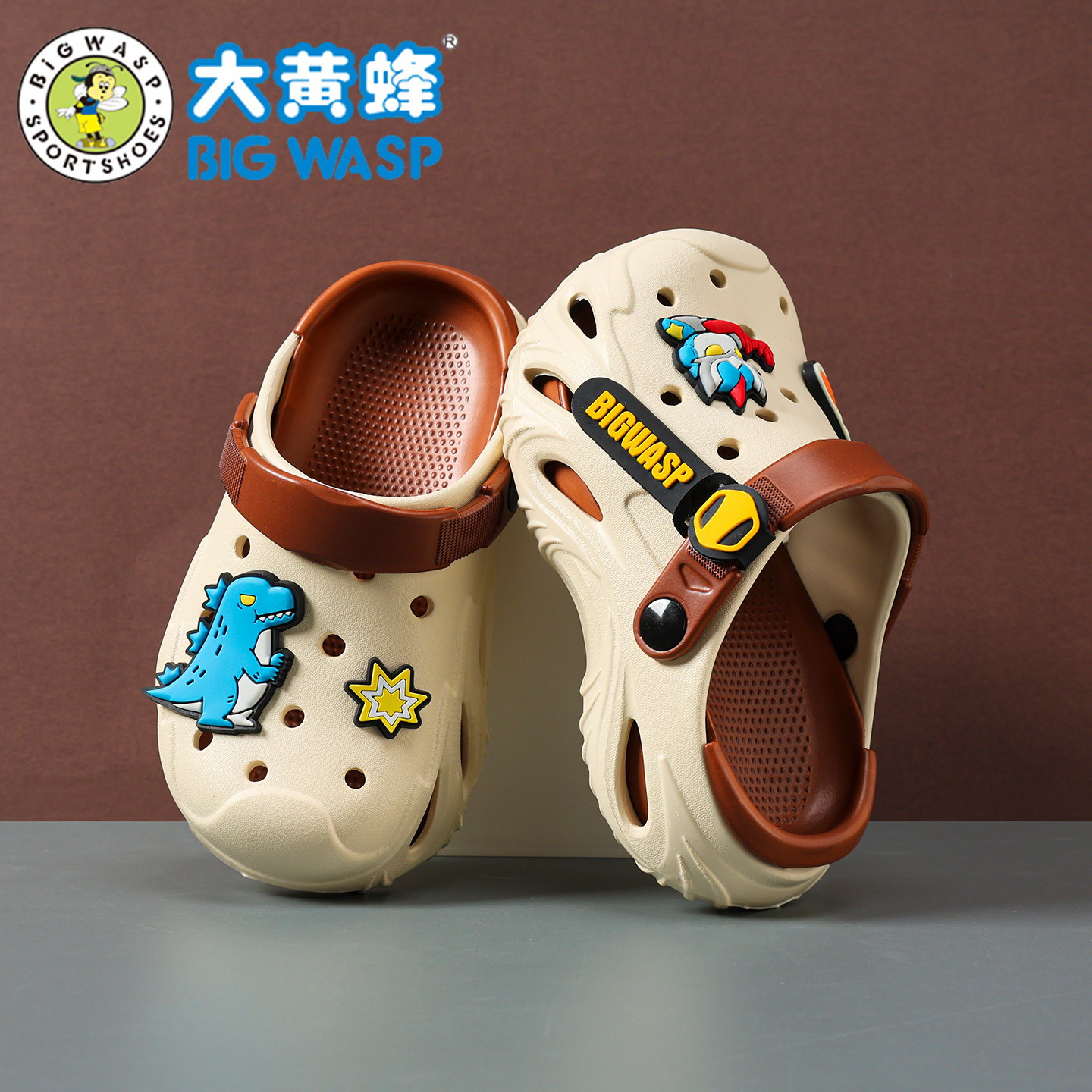 大黄蜂儿童洞洞鞋男童拖鞋夏季新款防滑小孩青少年凉鞋男孩沙滩鞋