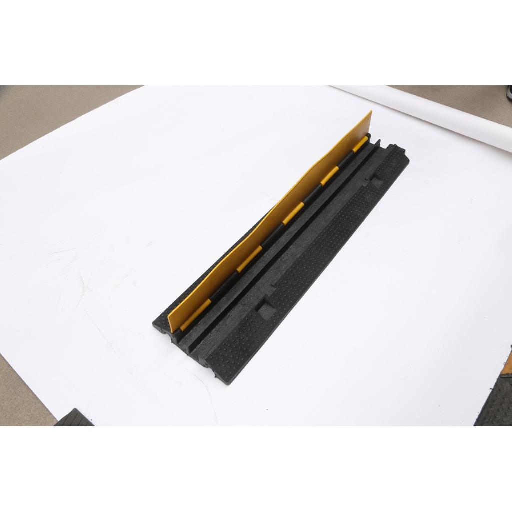 双线槽二线槽减速带道路缓冲带 三线槽减速带一线槽单线槽减速带