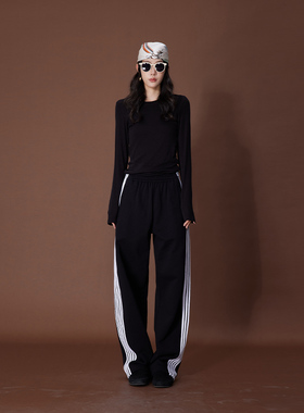 ATUMU「卫裤系列」秋冬新品丨加绒松紧腰五条杠直筒休闲裤AT489