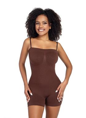 One-piece bra with detachable straps Highly elastic fabric