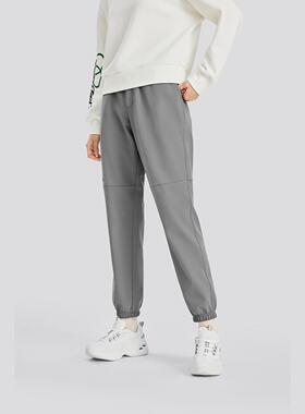 Skechers斯凯奇新款女子梭织抓绒运动长裤舒适保暖束脚裤L424W103