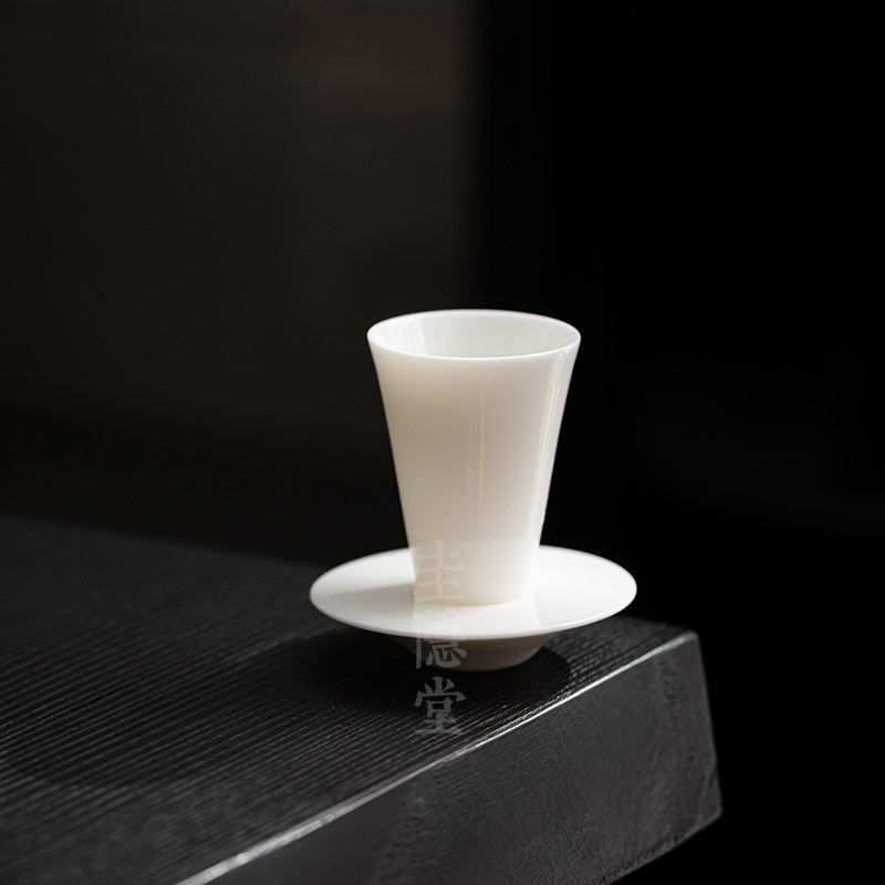 圭隐堂羊脂玉瓷杯碟套组白瓷家用茶杯主人杯品茗杯隔热杯垫套装
