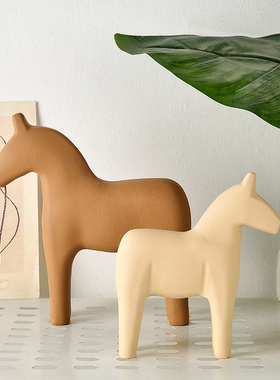 速发创意木马客件简约家居柜厅电视柜酒摆儿童房装饰品清