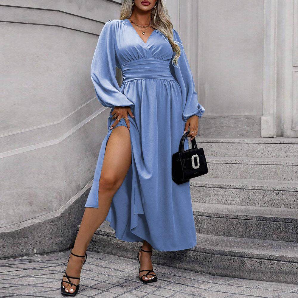 sleeves long on slits and hem large with dress waisted