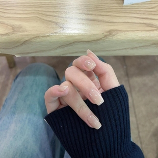 许妍同款！纯色裸色穿戴甲中长款奶茶色秋冬黄黑皮显白高级感新款