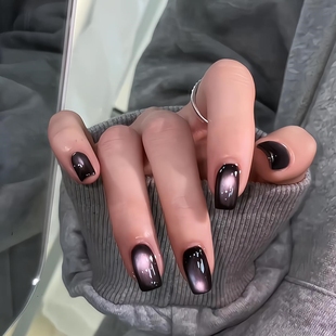 纯手工穿戴甲温柔简约气质显白短款黑紫色猫眼高级感假指甲贴片